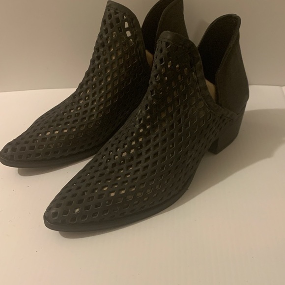 CoolWay Leather Booties Size 10 - Picture 4 of 7